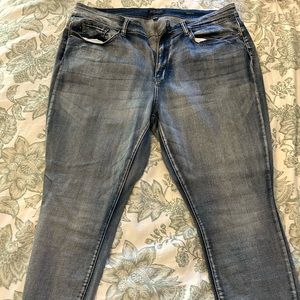 Judy Blue sz 22 skinny fit jeans